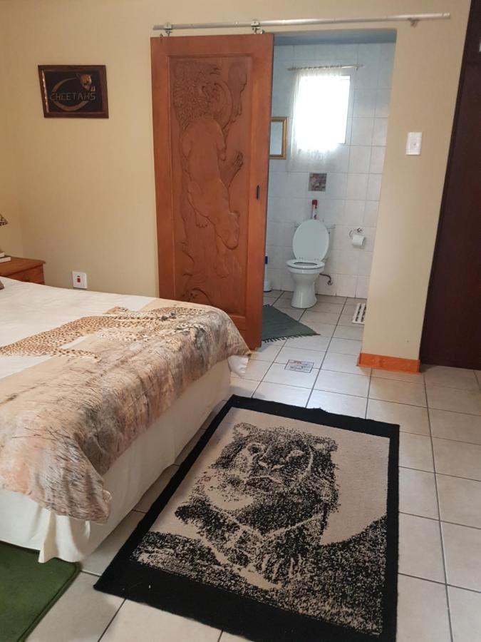 African Elephant Guesthouse جيرميستون المظهر الخارجي الصورة